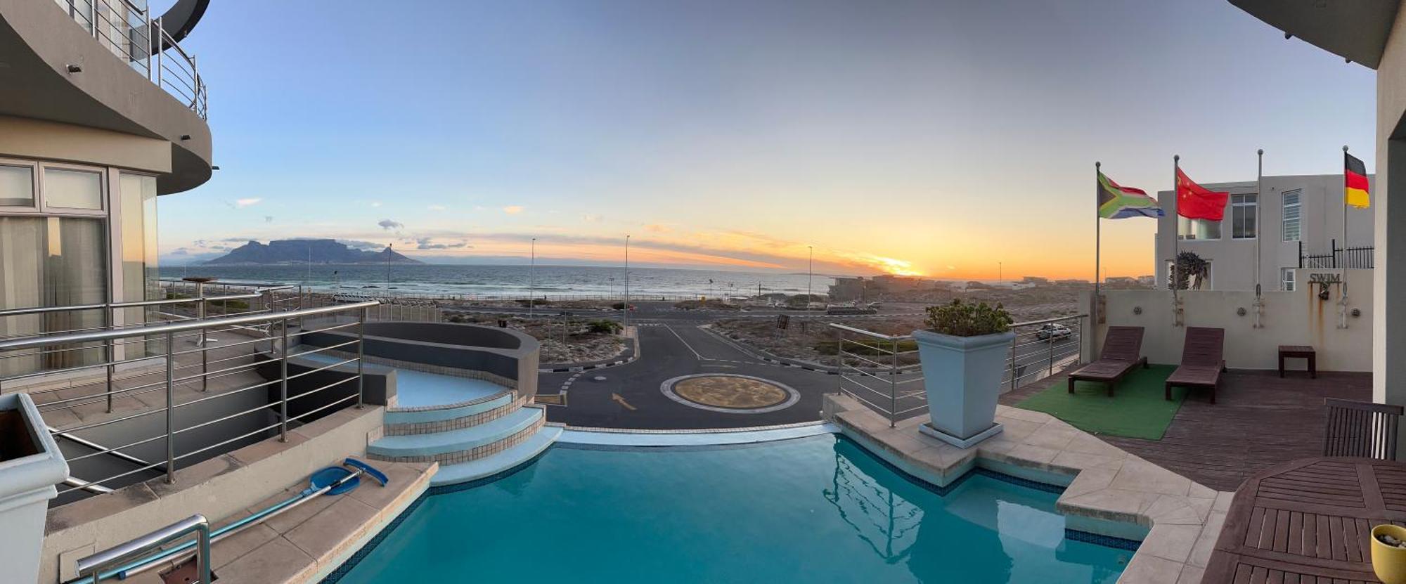 Oceansnest Guest House Блаубергстранд Экстерьер фото