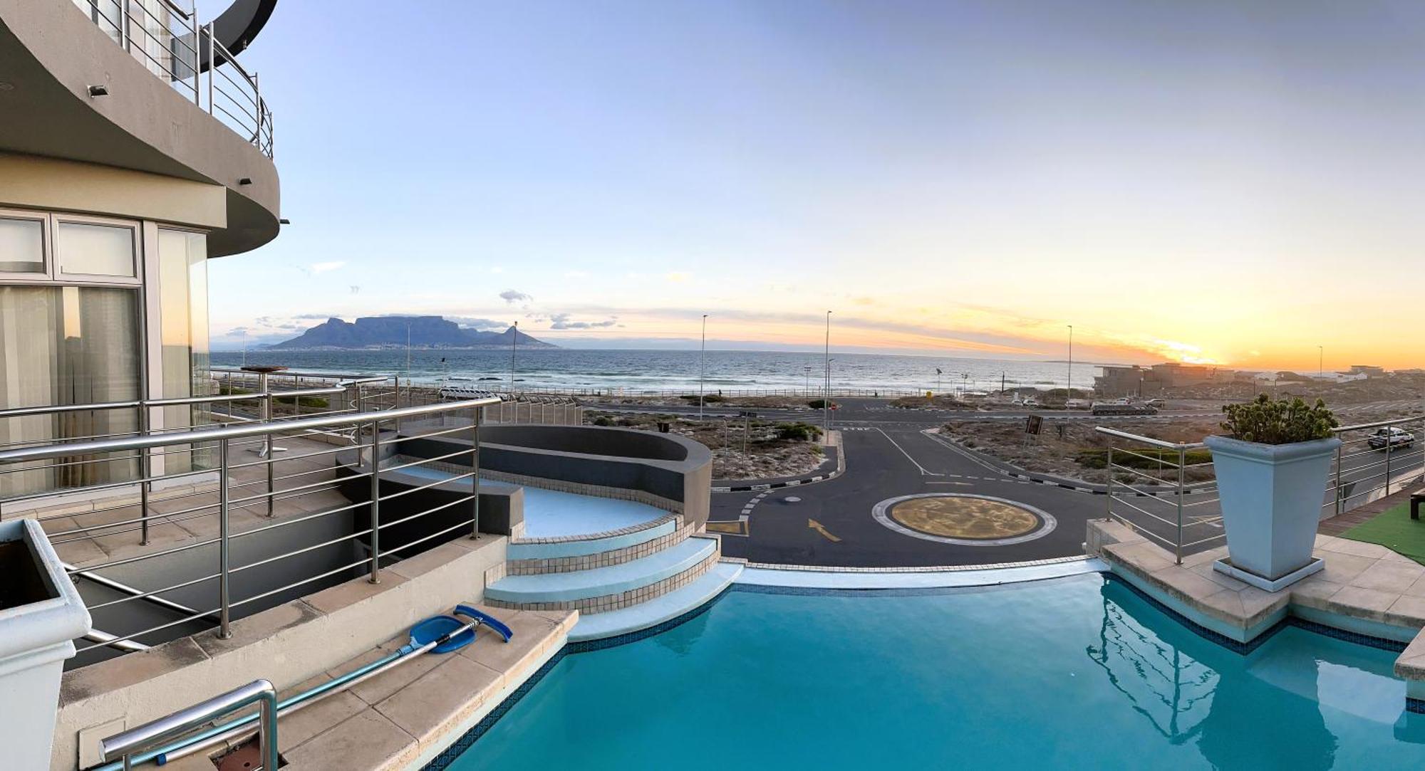 Oceansnest Guest House Блаубергстранд Экстерьер фото