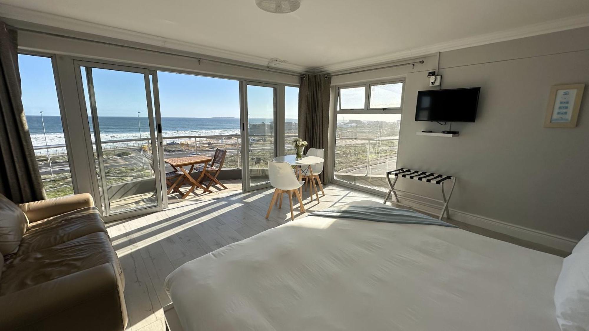 Oceansnest Guest House Блаубергстранд Экстерьер фото